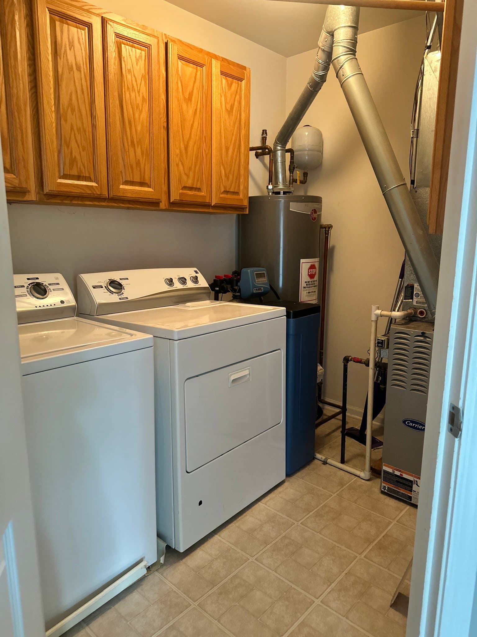 Lakemoor Townhome: 659 Arbor Cir