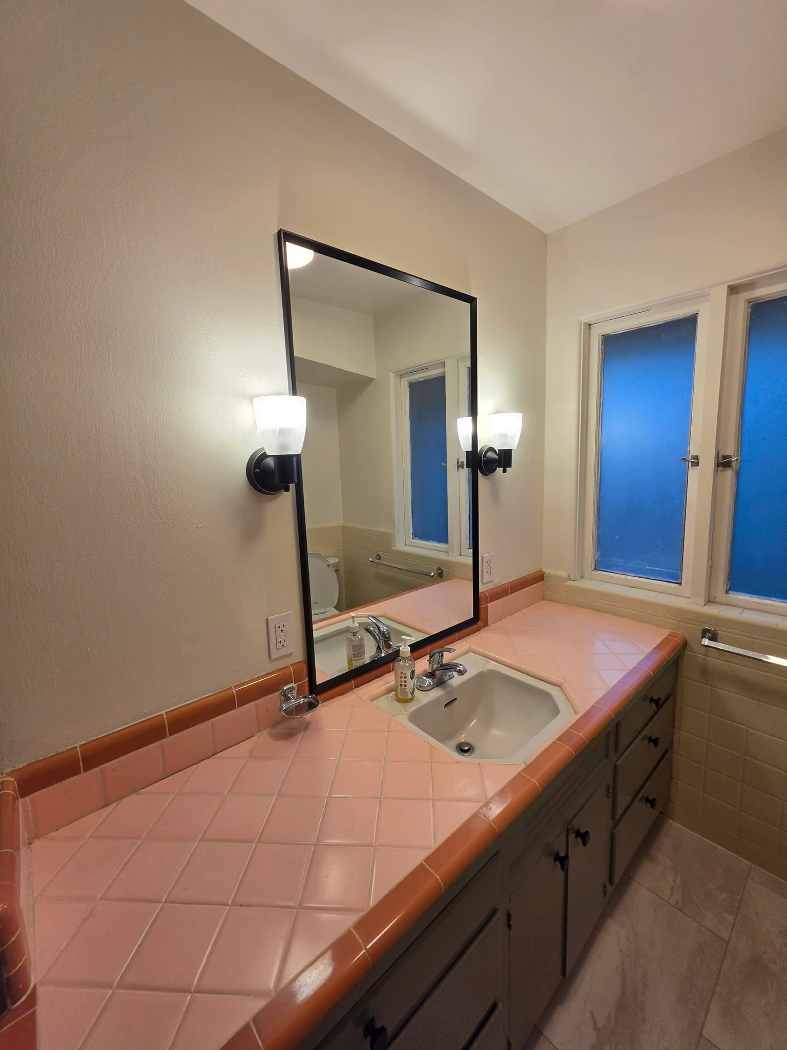 Camas House: 1114 NE 6th Ave