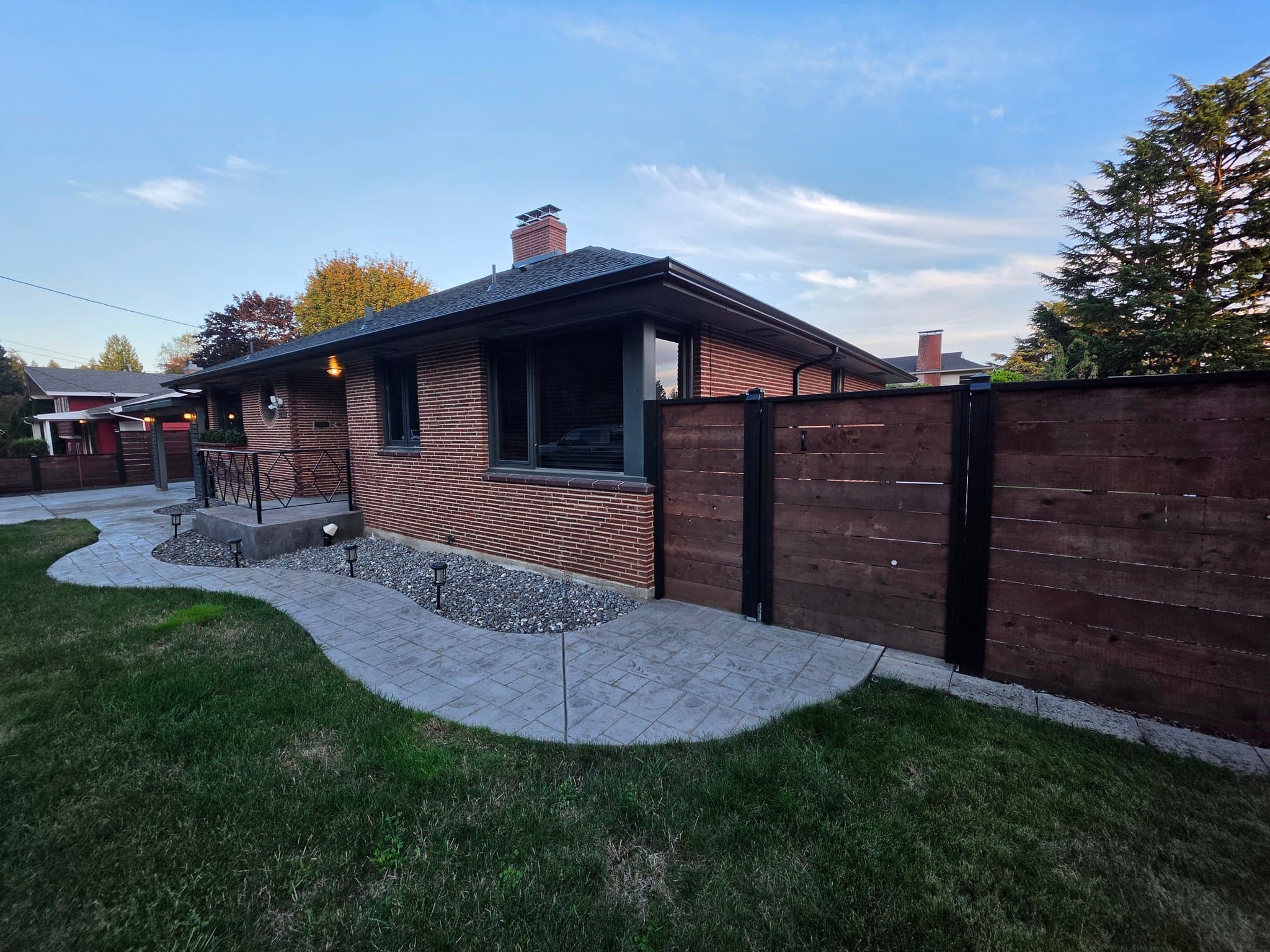 Camas House: 1114 NE 6th Ave