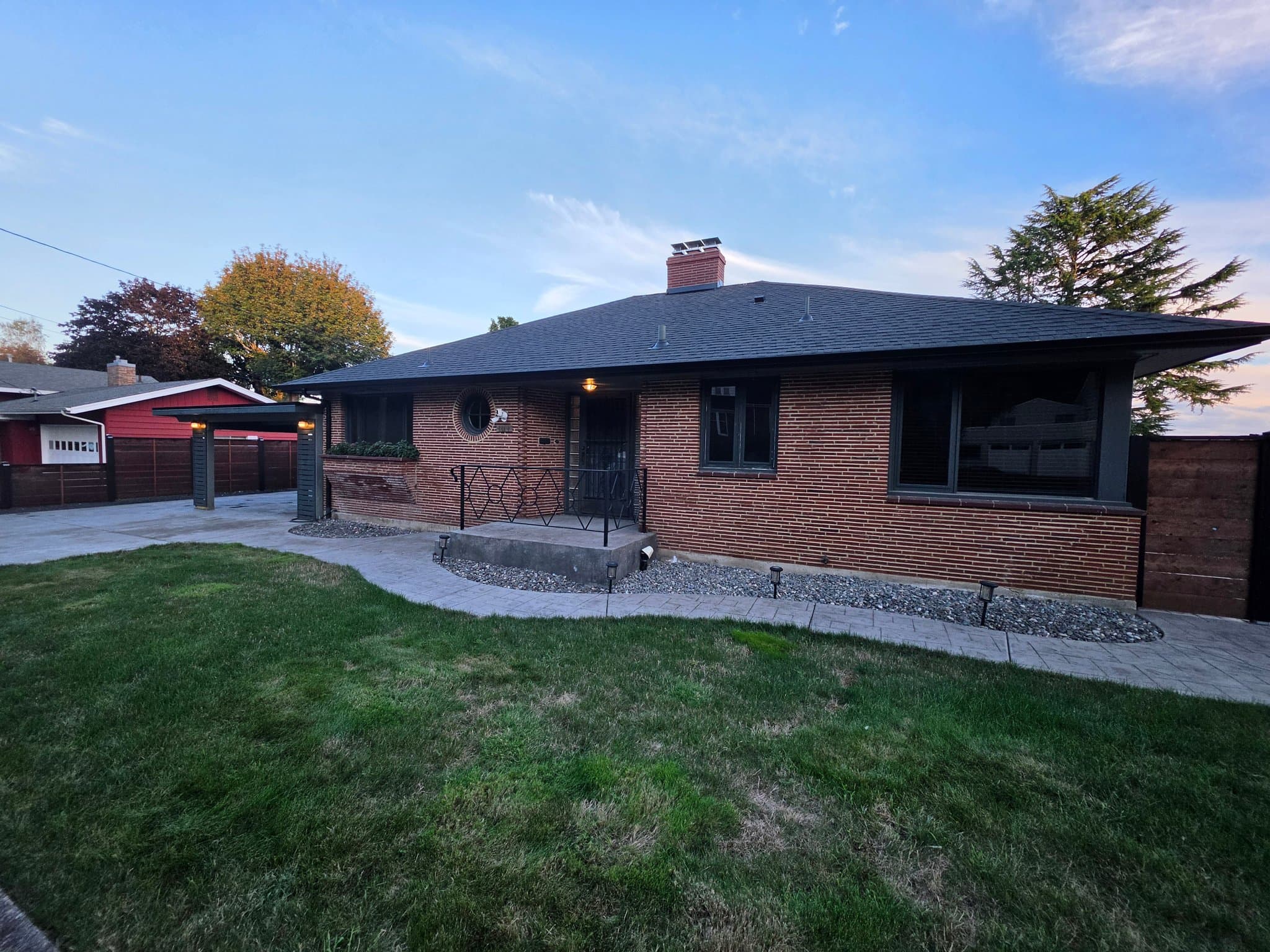 Camas House: 1114 NE 6th Ave