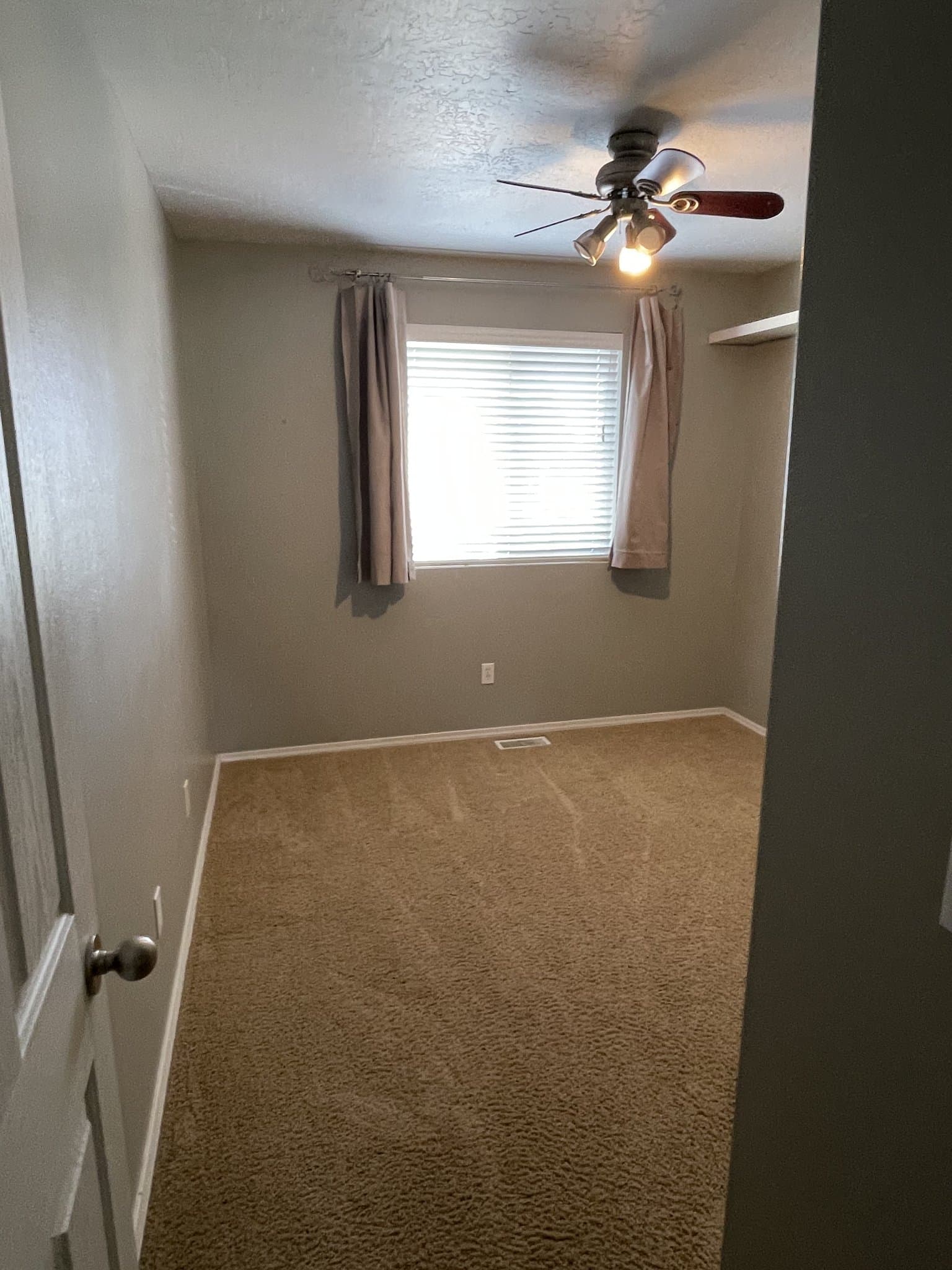 Stansbury Park House: 209 E. Interlochen Lane