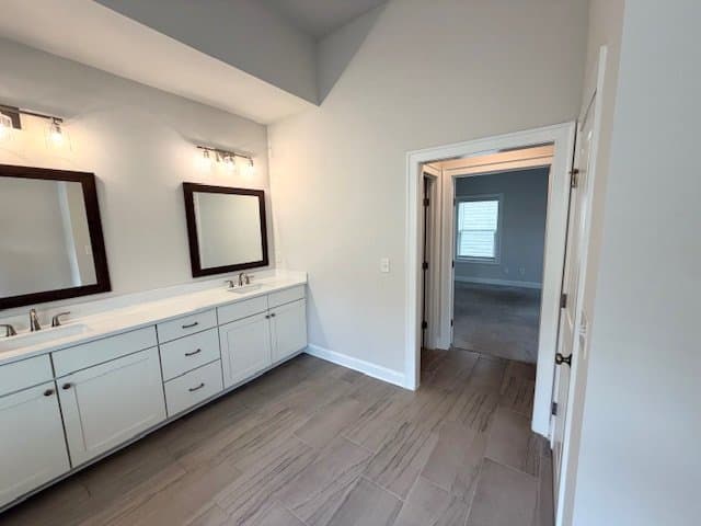 Alpharetta House: 570 Turlington Place