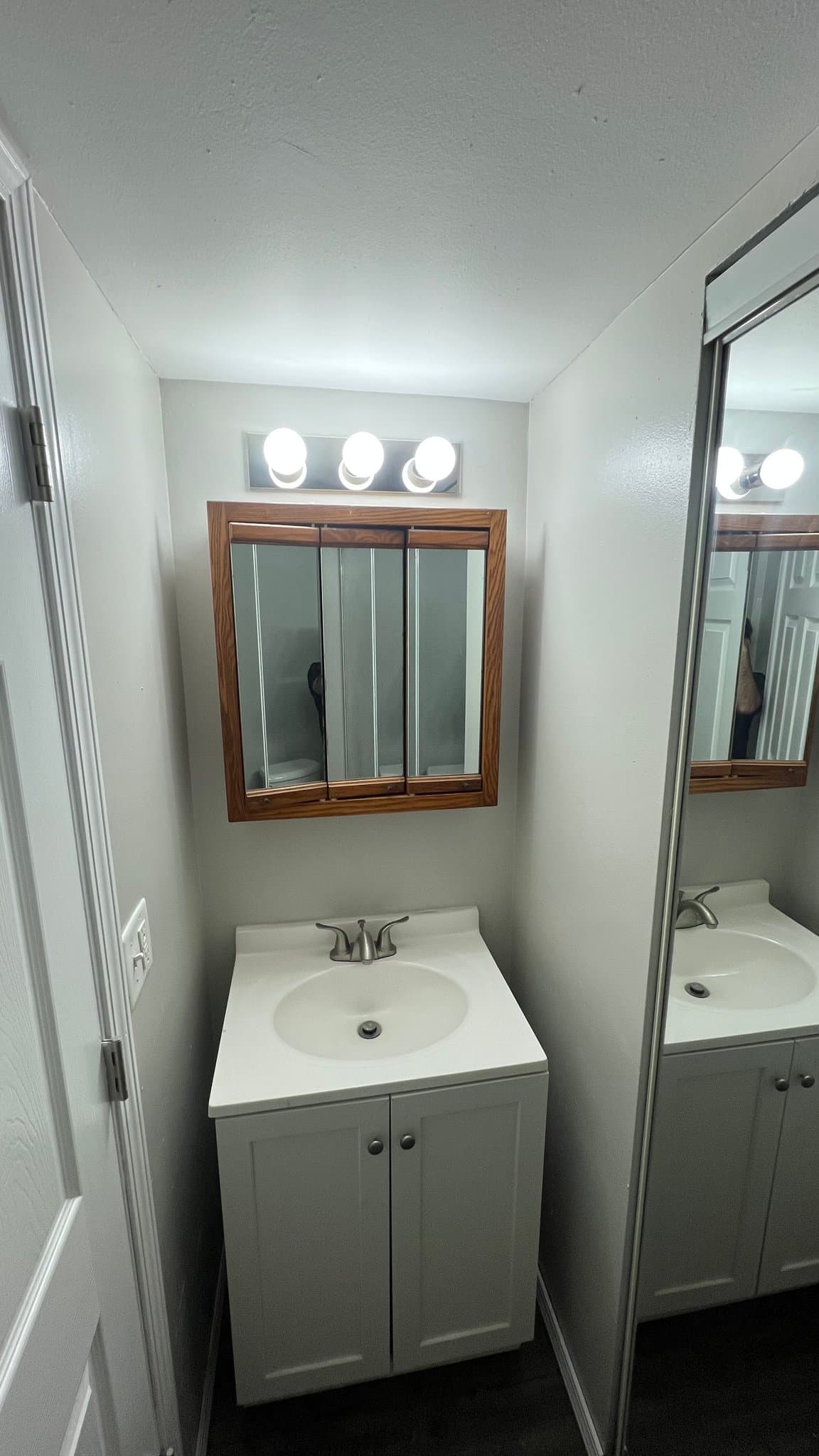 Merrillville House: 5958 Tyler Place