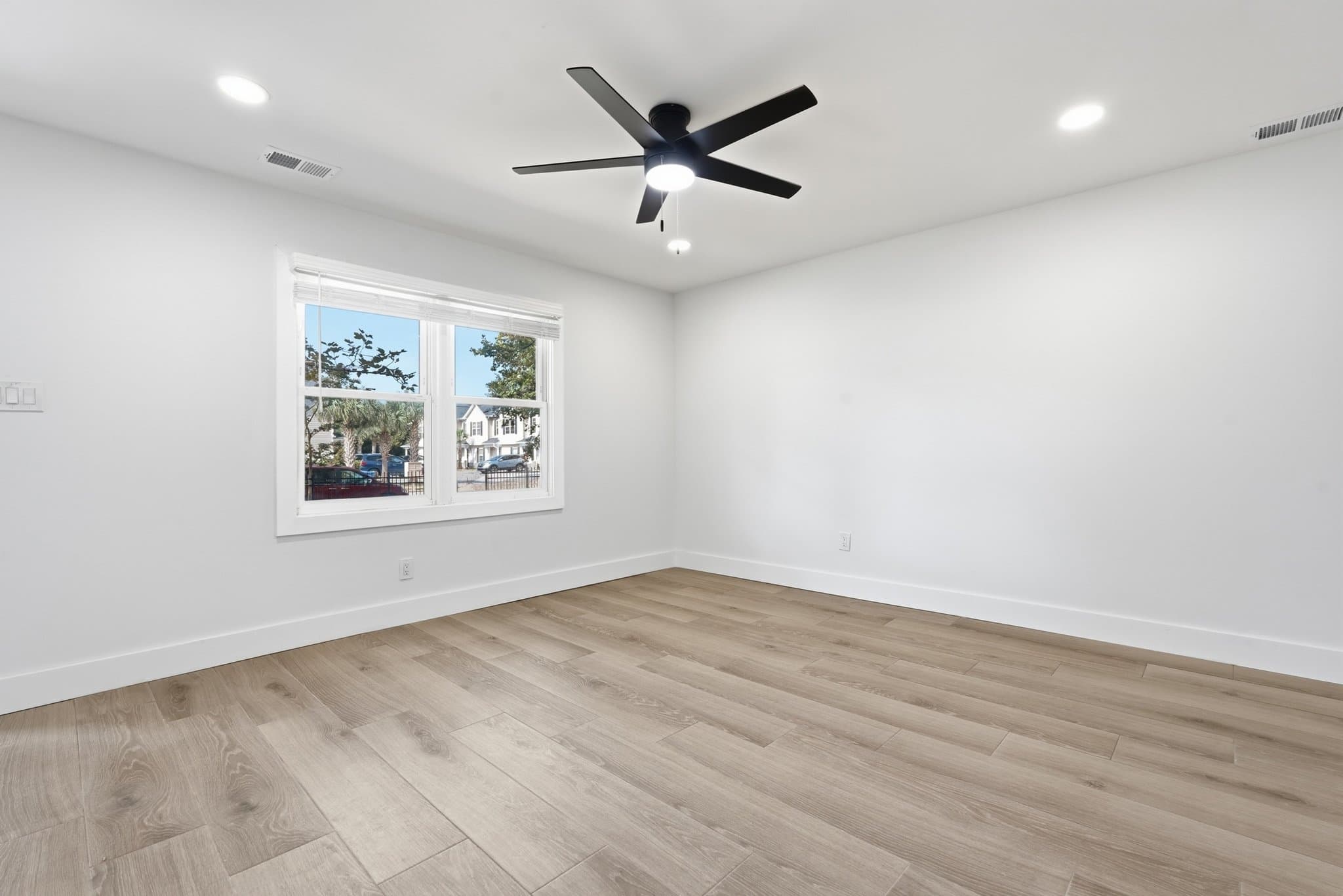 Myrtle Beach Townhome: 606 37th Ave N