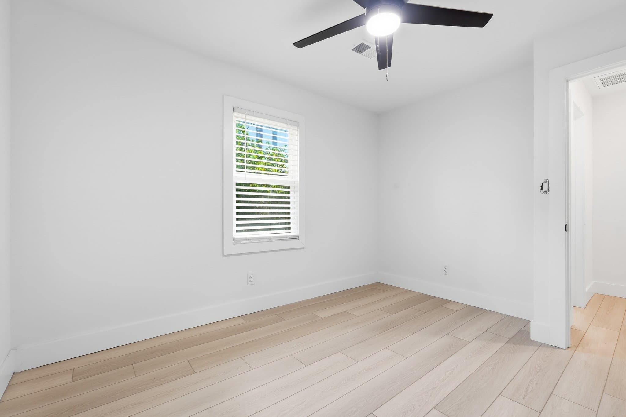 Myrtle Beach Townhome: 606 37th Ave N