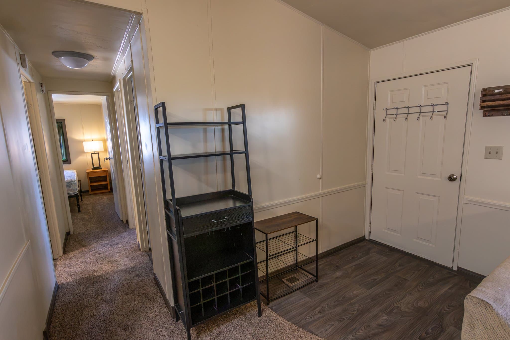 Mammoth Lakes Single Room: 100 Ski Trails Road