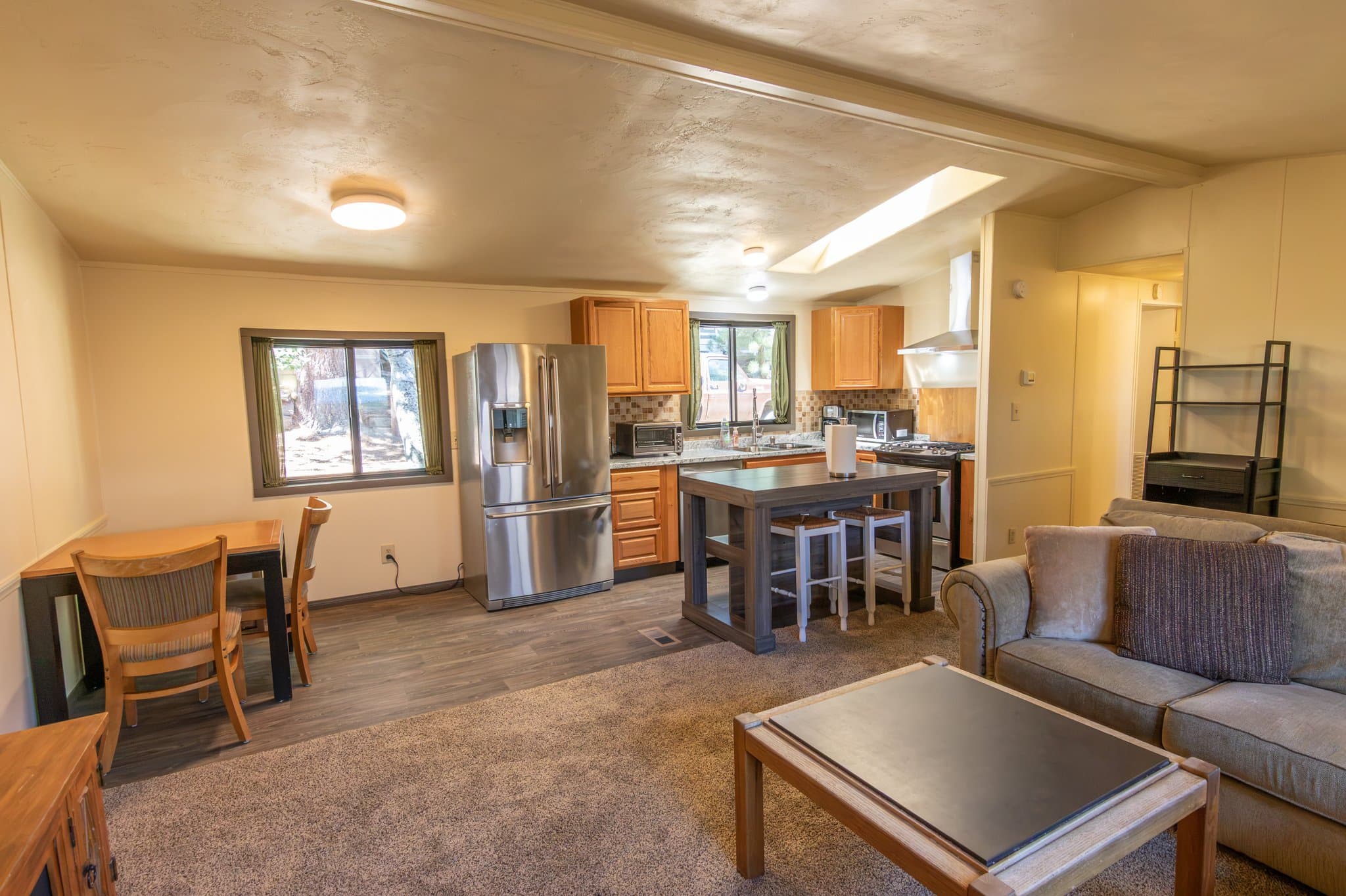 Mammoth Lakes Single Room: 100 Ski Trails Road
