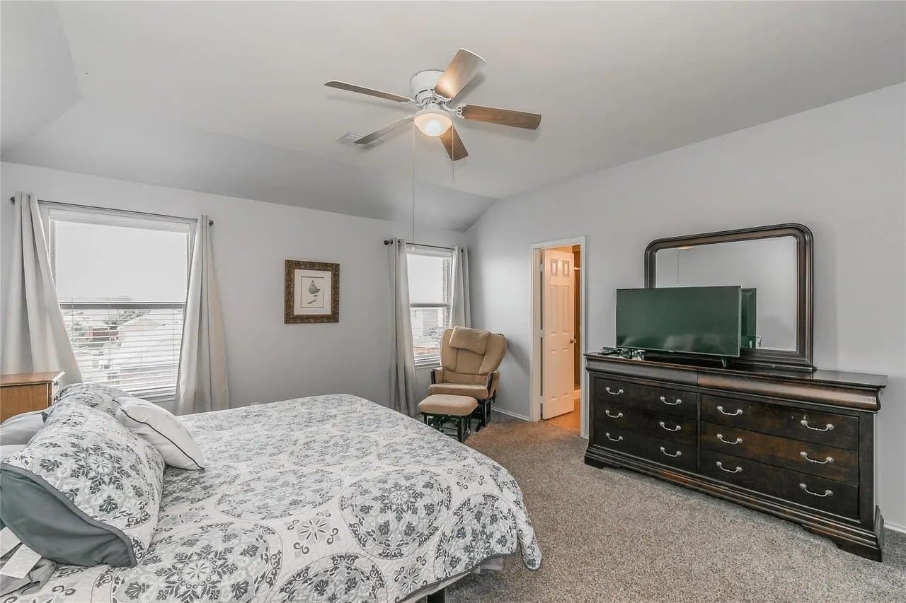 Melissa House: 3006 Pinecrest Dr