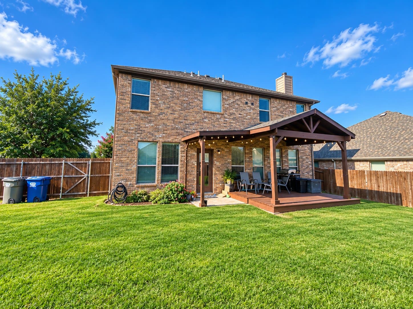 Melissa House: 3006 Pinecrest Dr