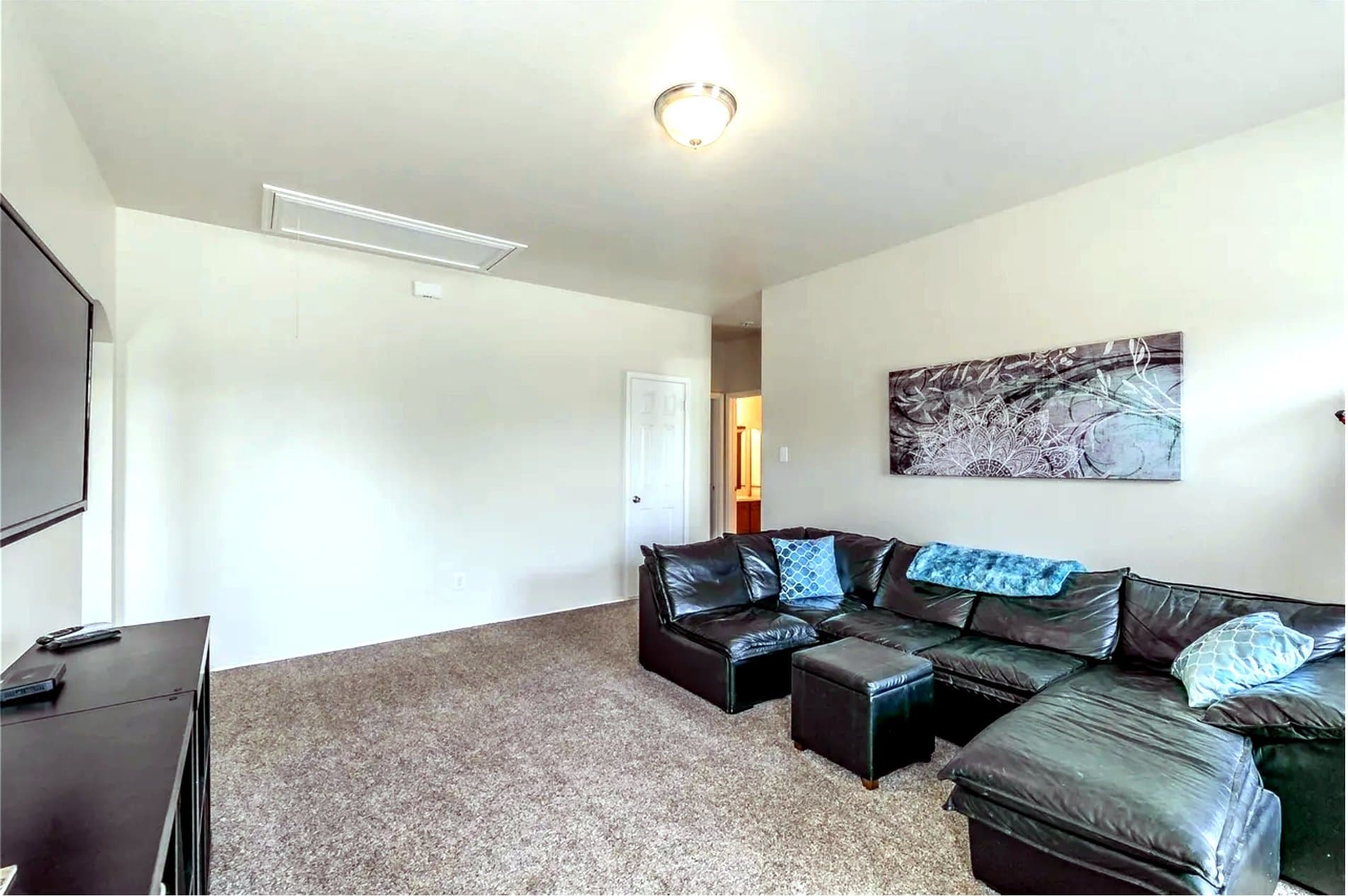 Melissa House: 3006 Pinecrest Dr