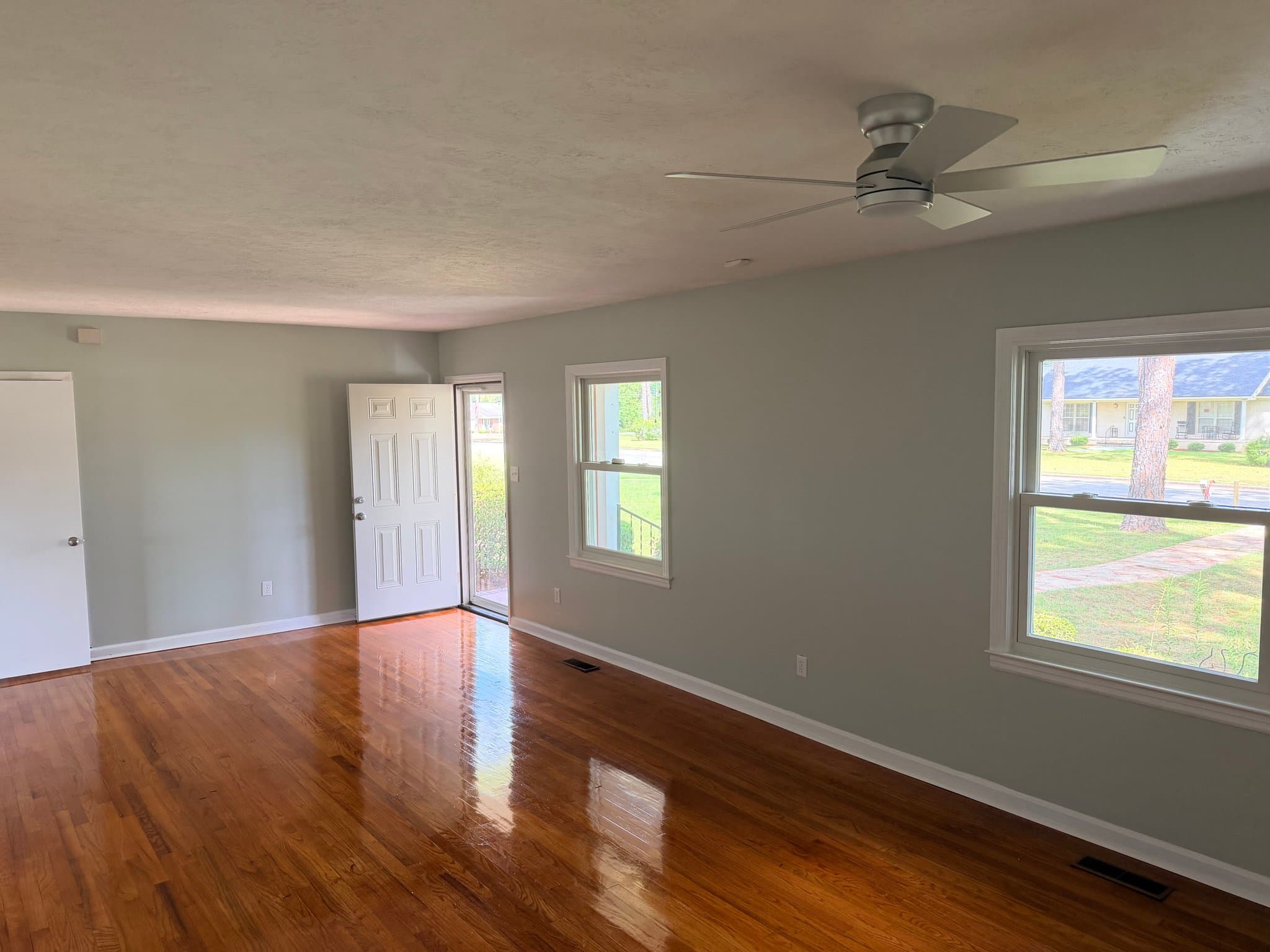 Albany House: 1718 Myrtle Rd