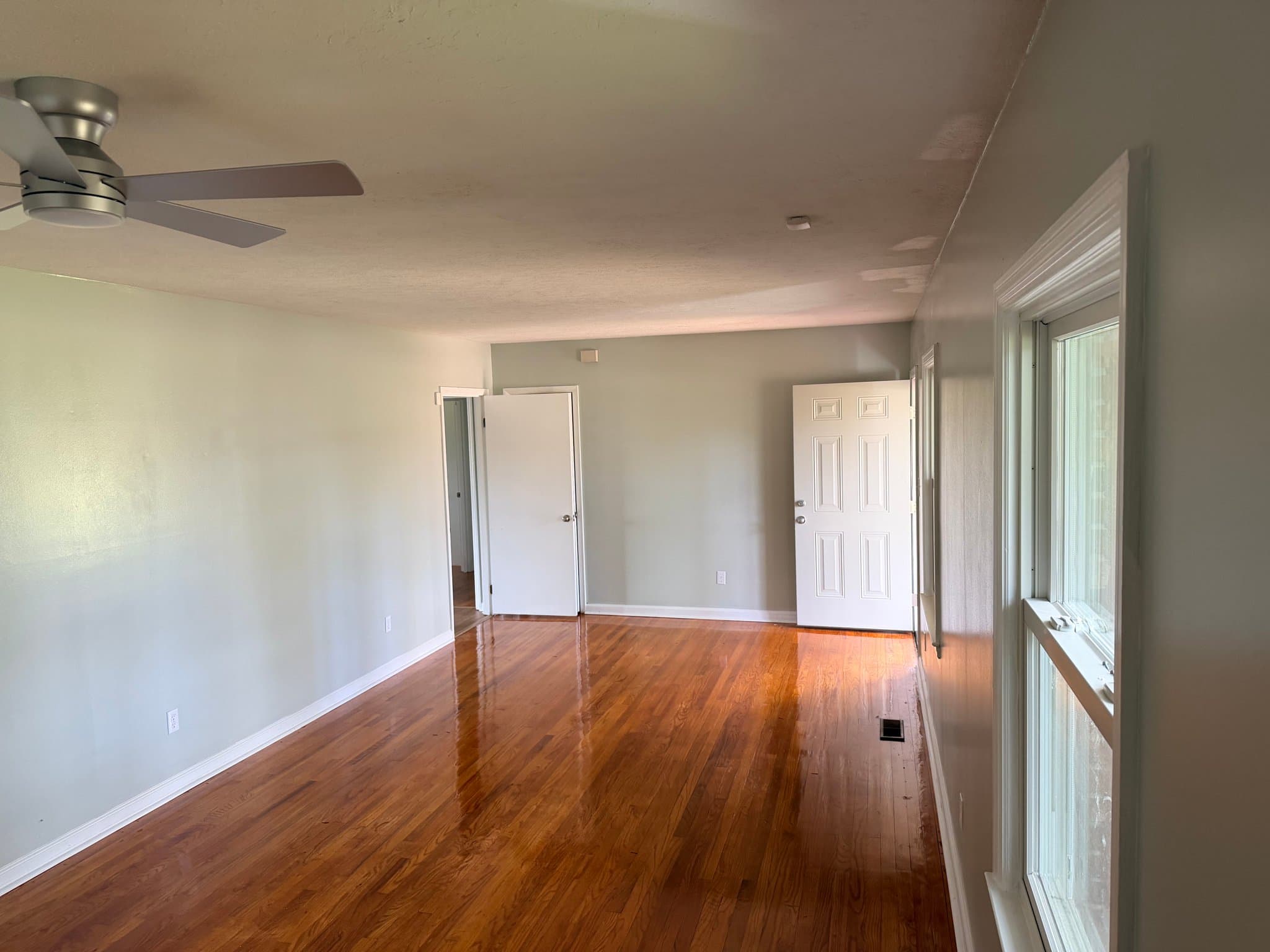Albany House: 1718 Myrtle Rd