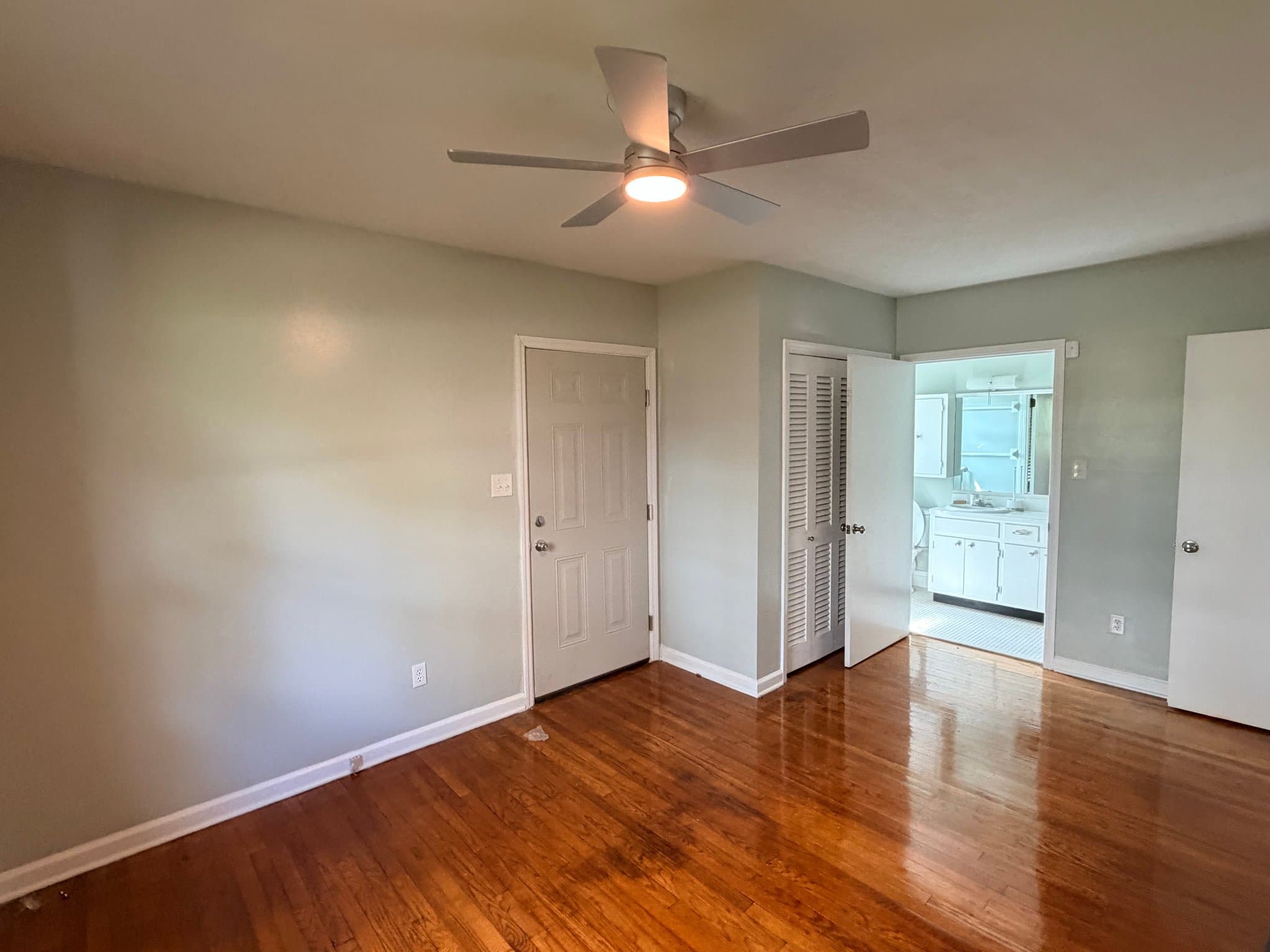 Albany House: 1718 Myrtle Rd