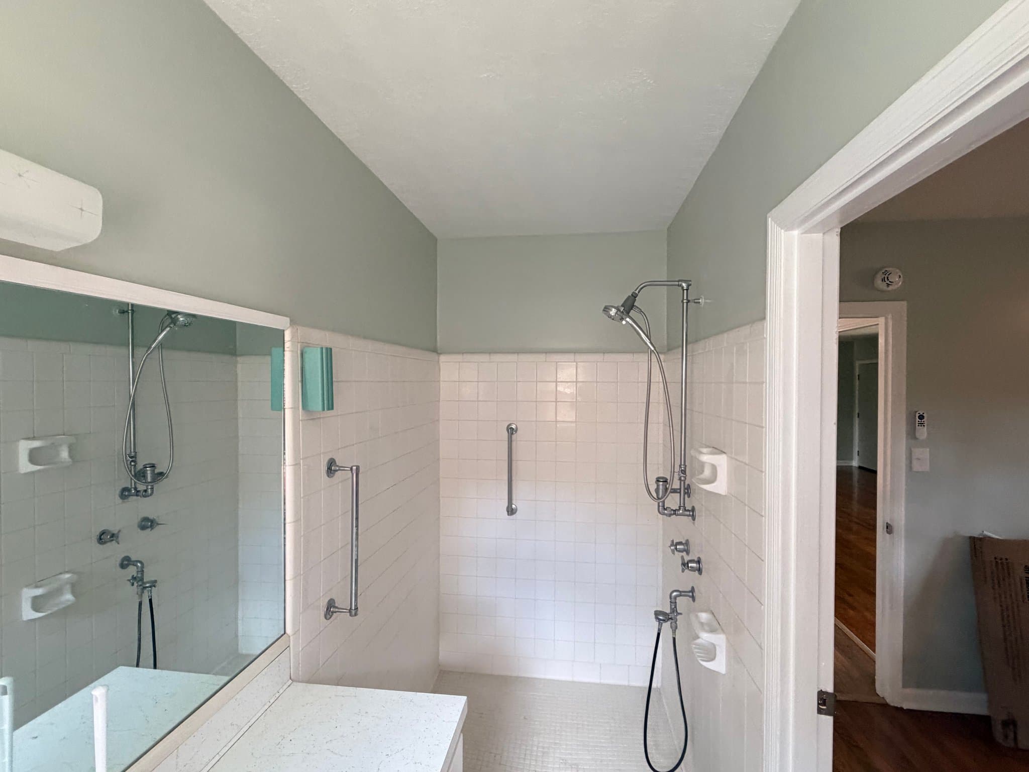 Albany House: 1718 Myrtle Rd