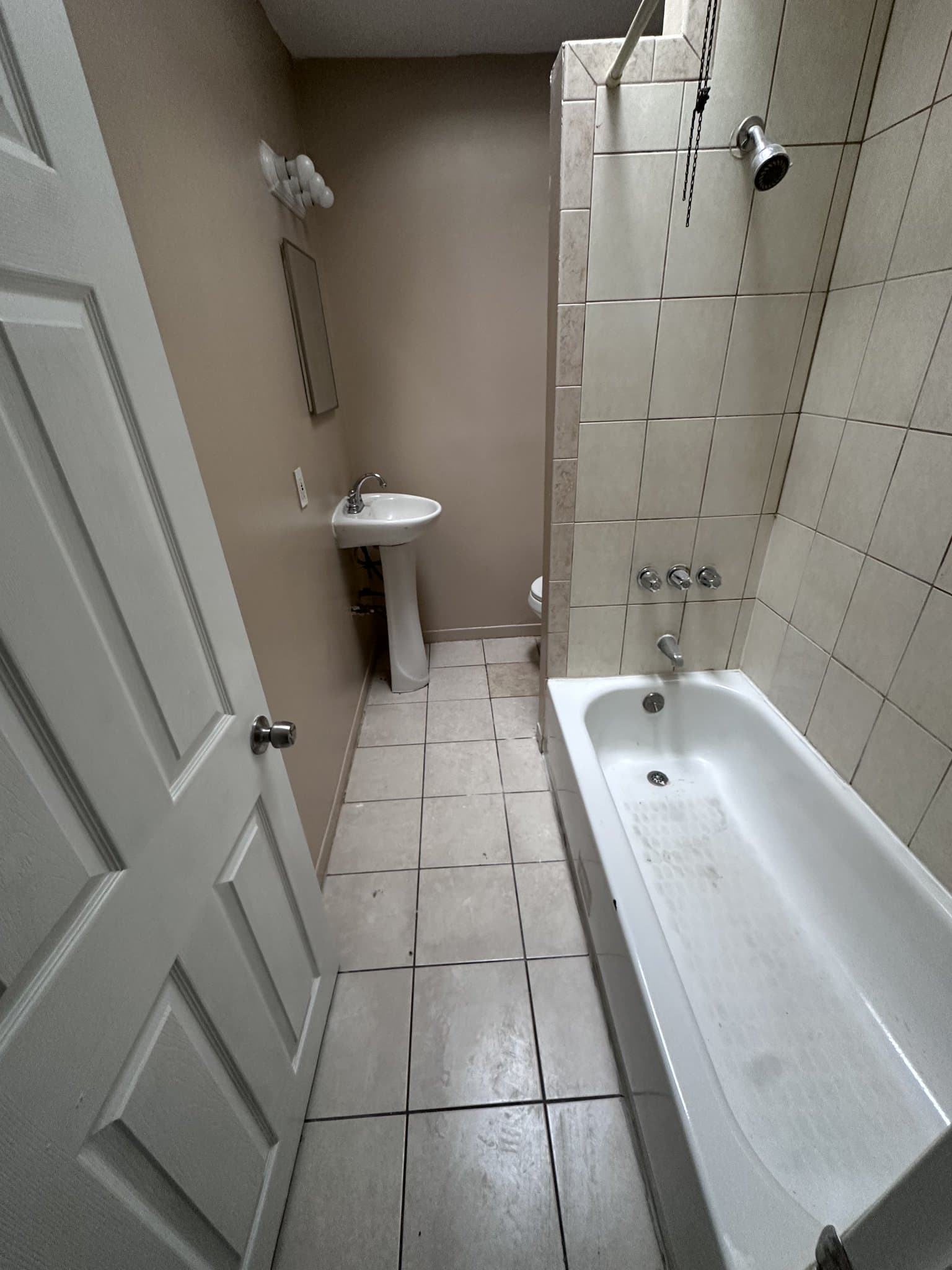 Philadelphia House: 2647 S 68th St