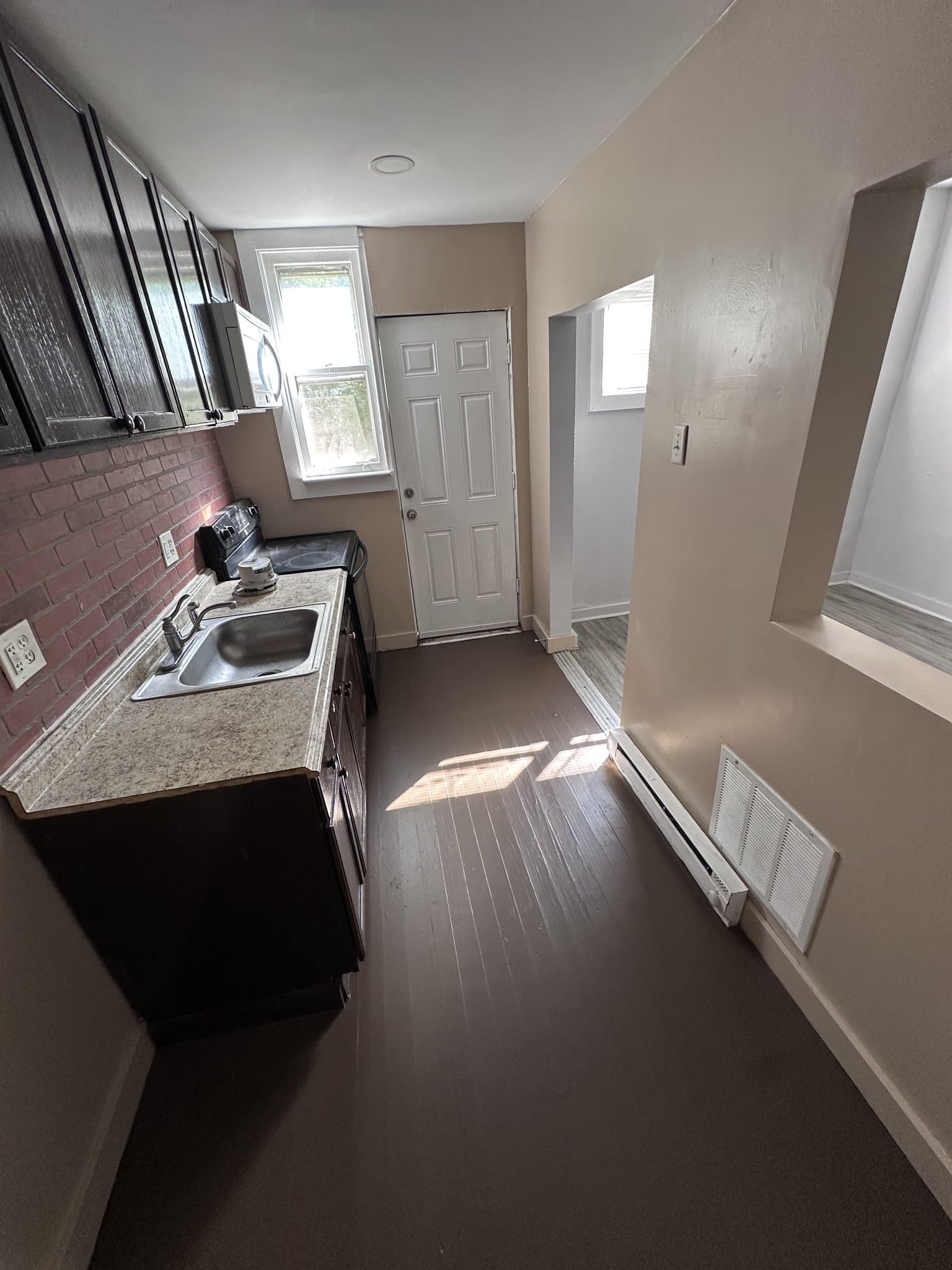 Philadelphia House: 2647 S 68th St