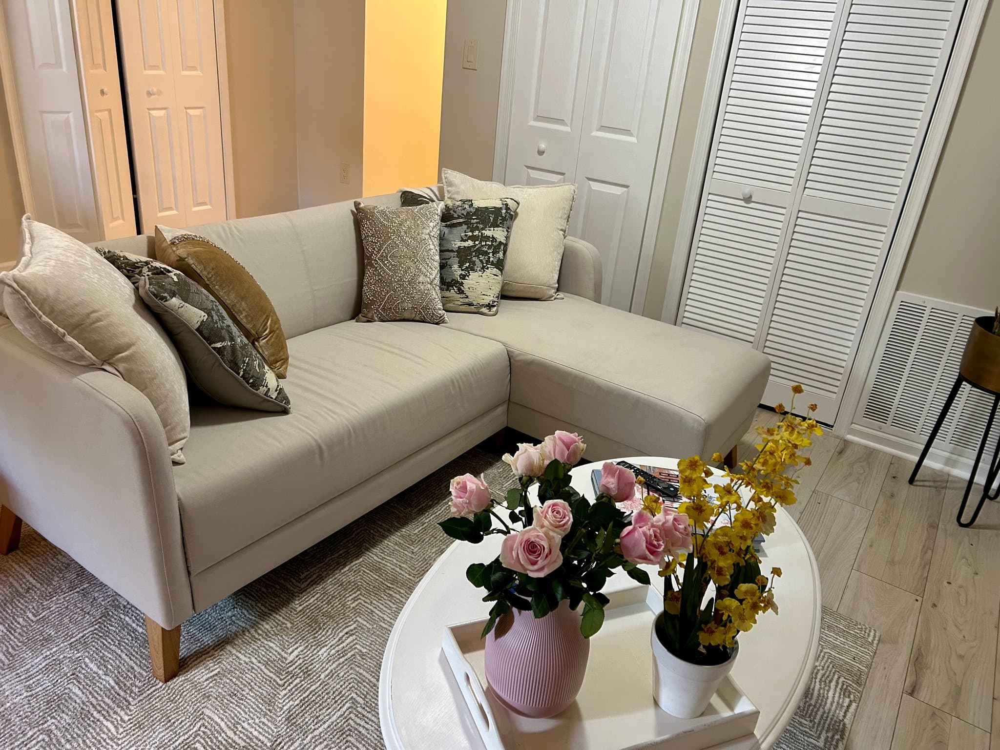 Washington Apartment: 18 R St NE