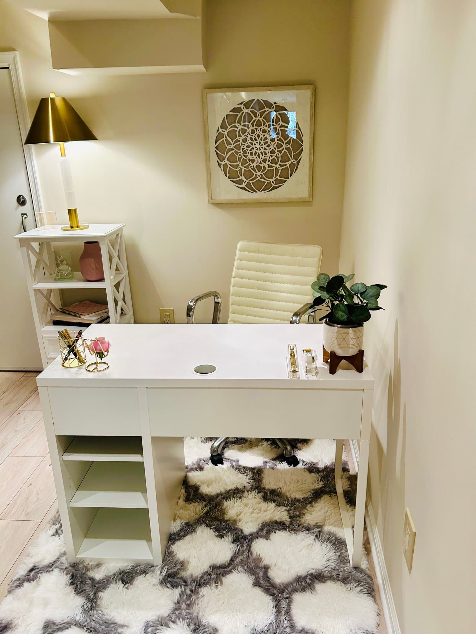Washington Apartment: 18 R St NE