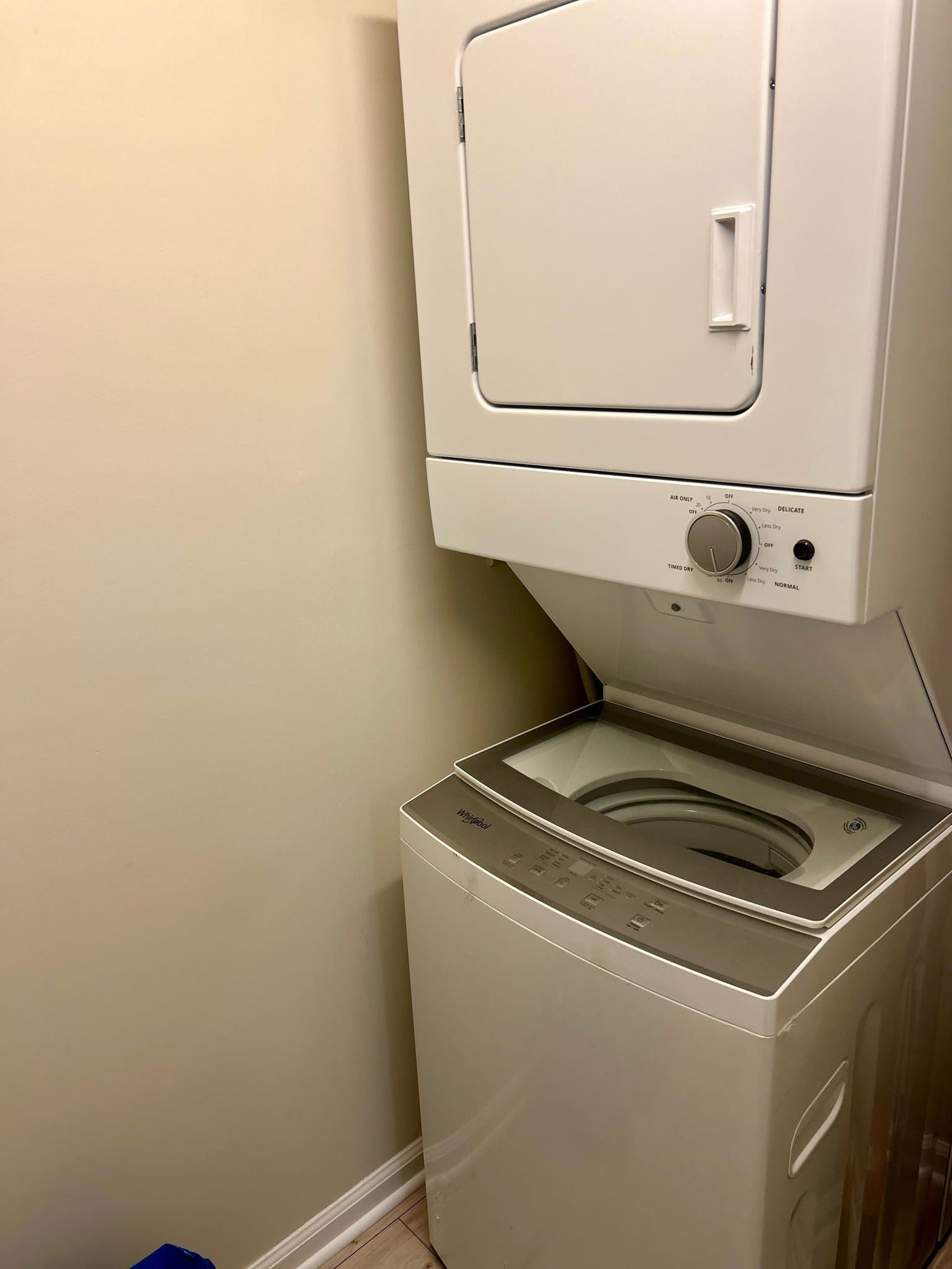 Washington Apartment: 18 R St NE