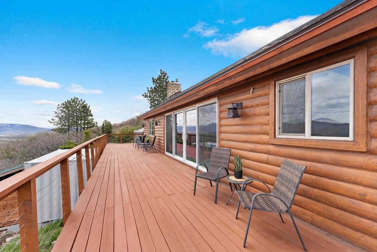 Coalville House: 4038 Rockport Blvd