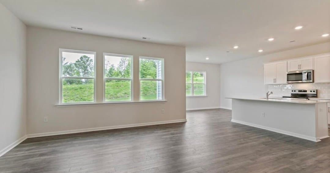Fuquay Varina House: 250 Chapel St
