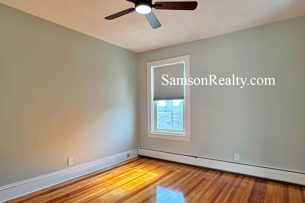 Pawtucket Condo: 64 Samuel Ave