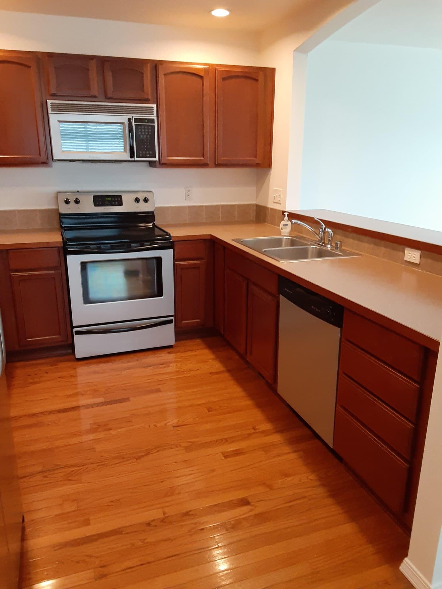 Olympia Townhome: 2730 10th Ct SE
