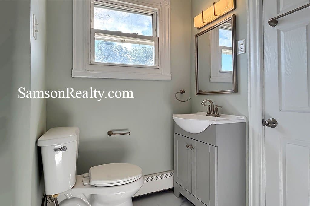 Pawtucket Condo: 64 Samuel Ave