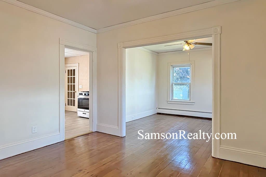 Pawtucket House: 164 Morris