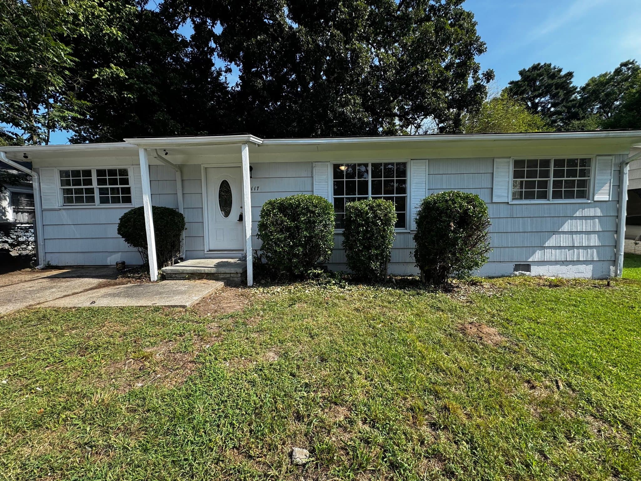 Midfield House: 1117 Carol Cir