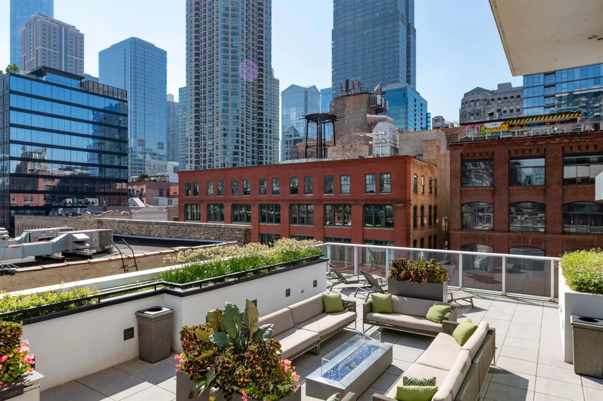 Chicago Condo: 505 N Franklin St