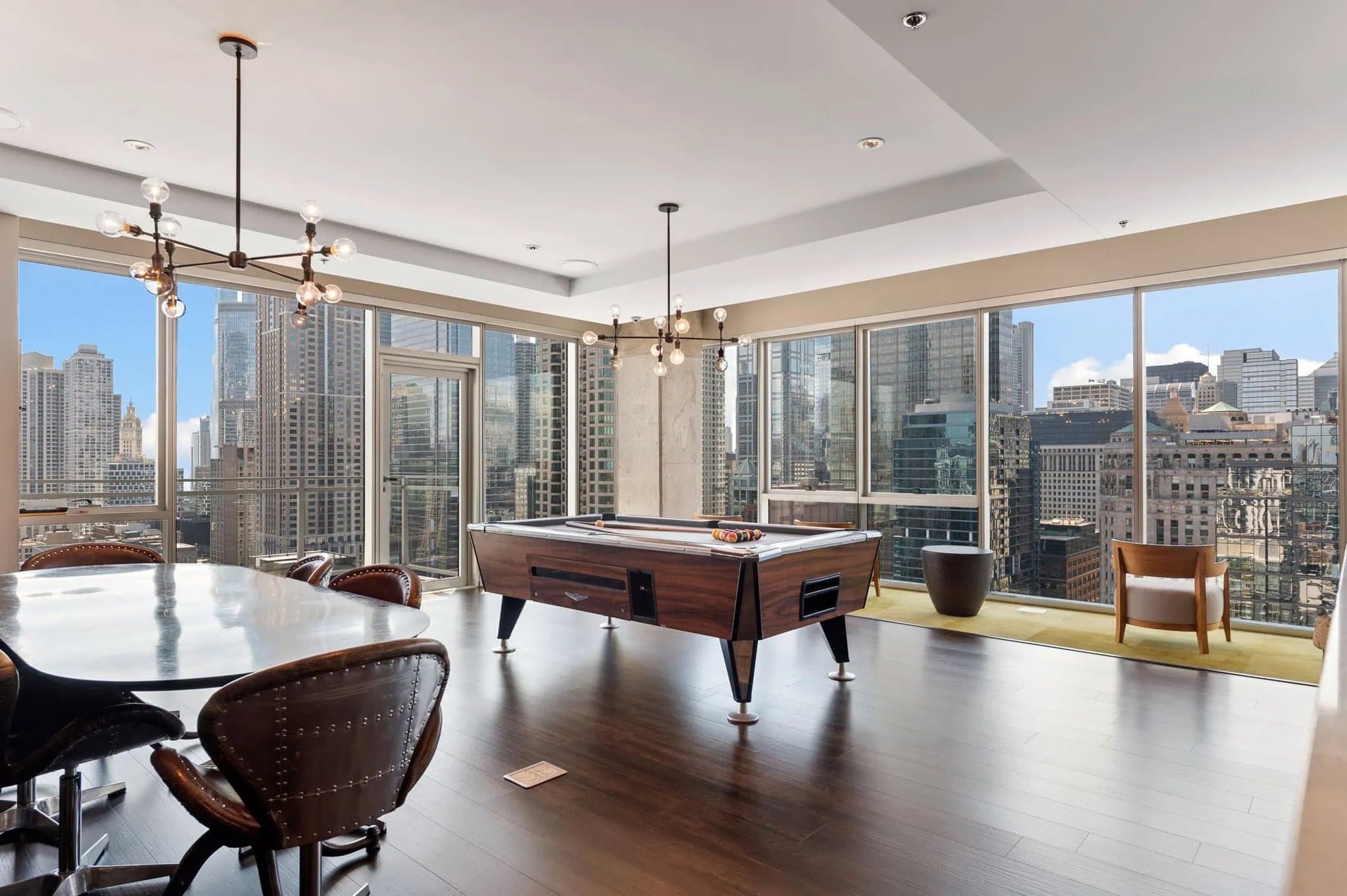 Chicago Condo: 505 N Franklin St