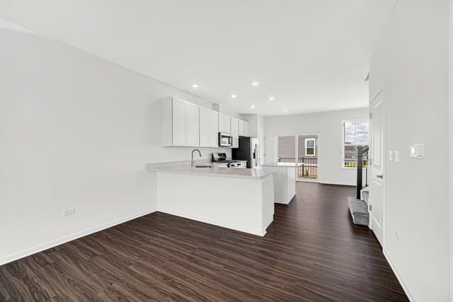 Plainfield Townhome: 14951 S McCarthy Circle
