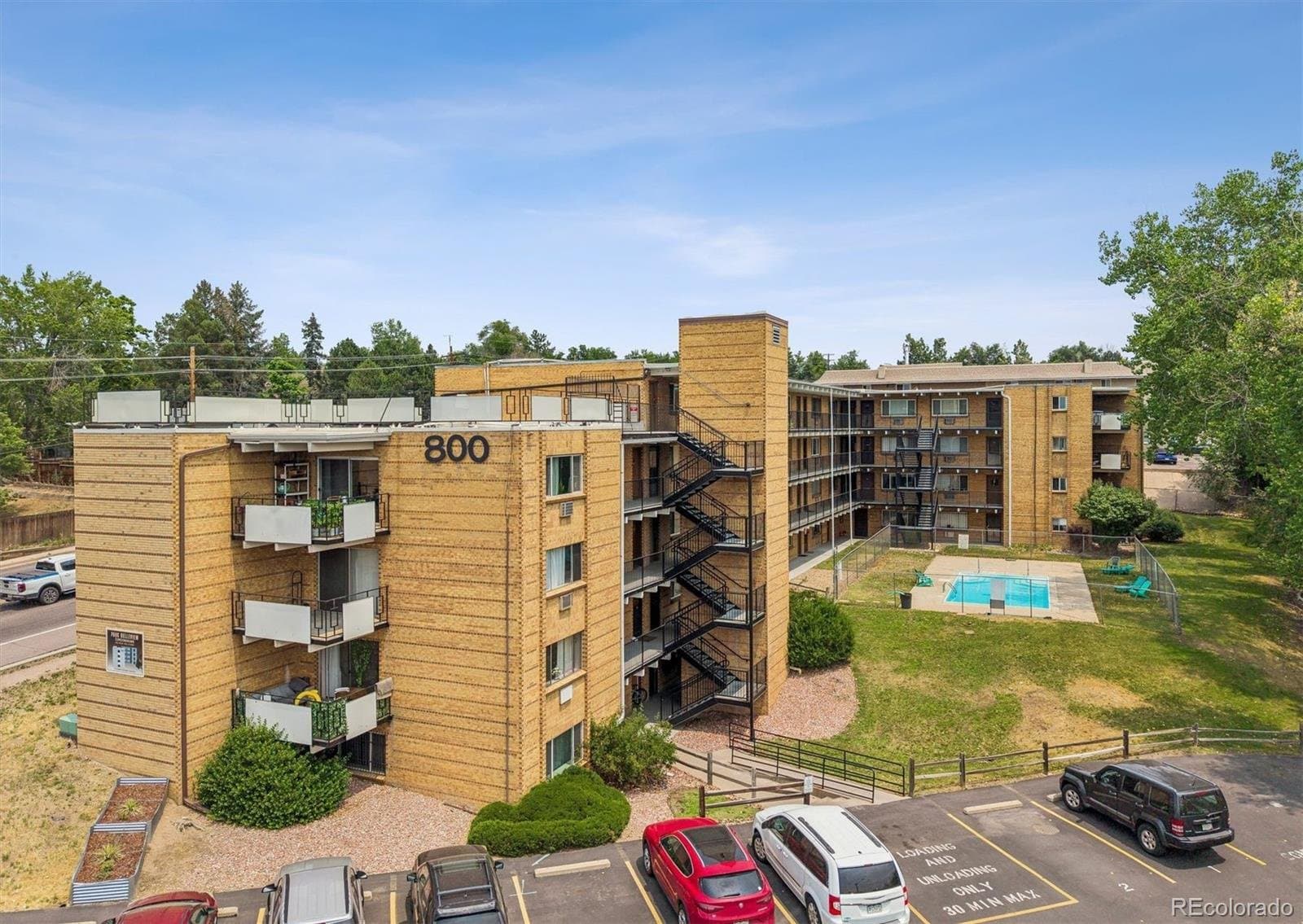 Englewood Condo: 800 W Belleview Ave