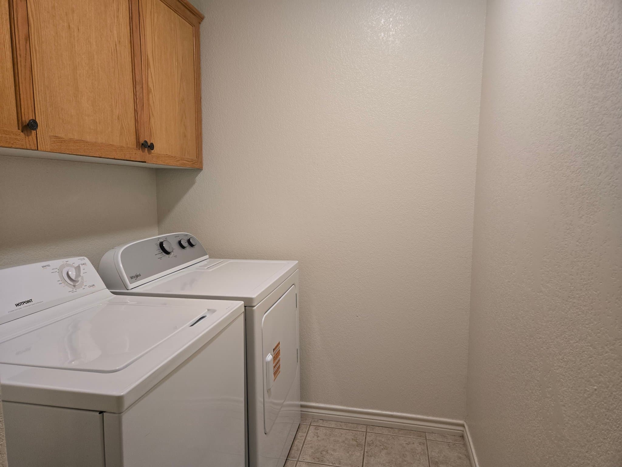 College Station Multiplex: 3714 Oldenburg Ln