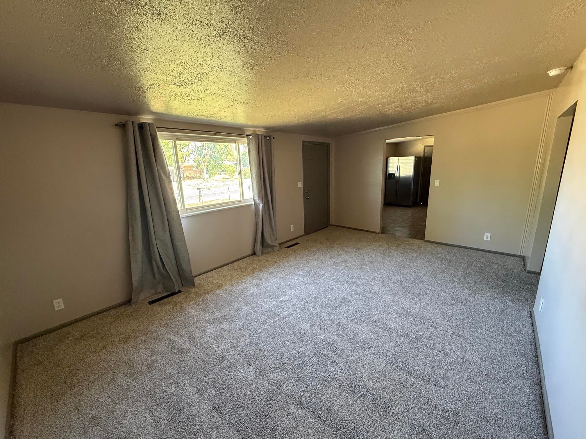 Ogden House: 633 E 800 N