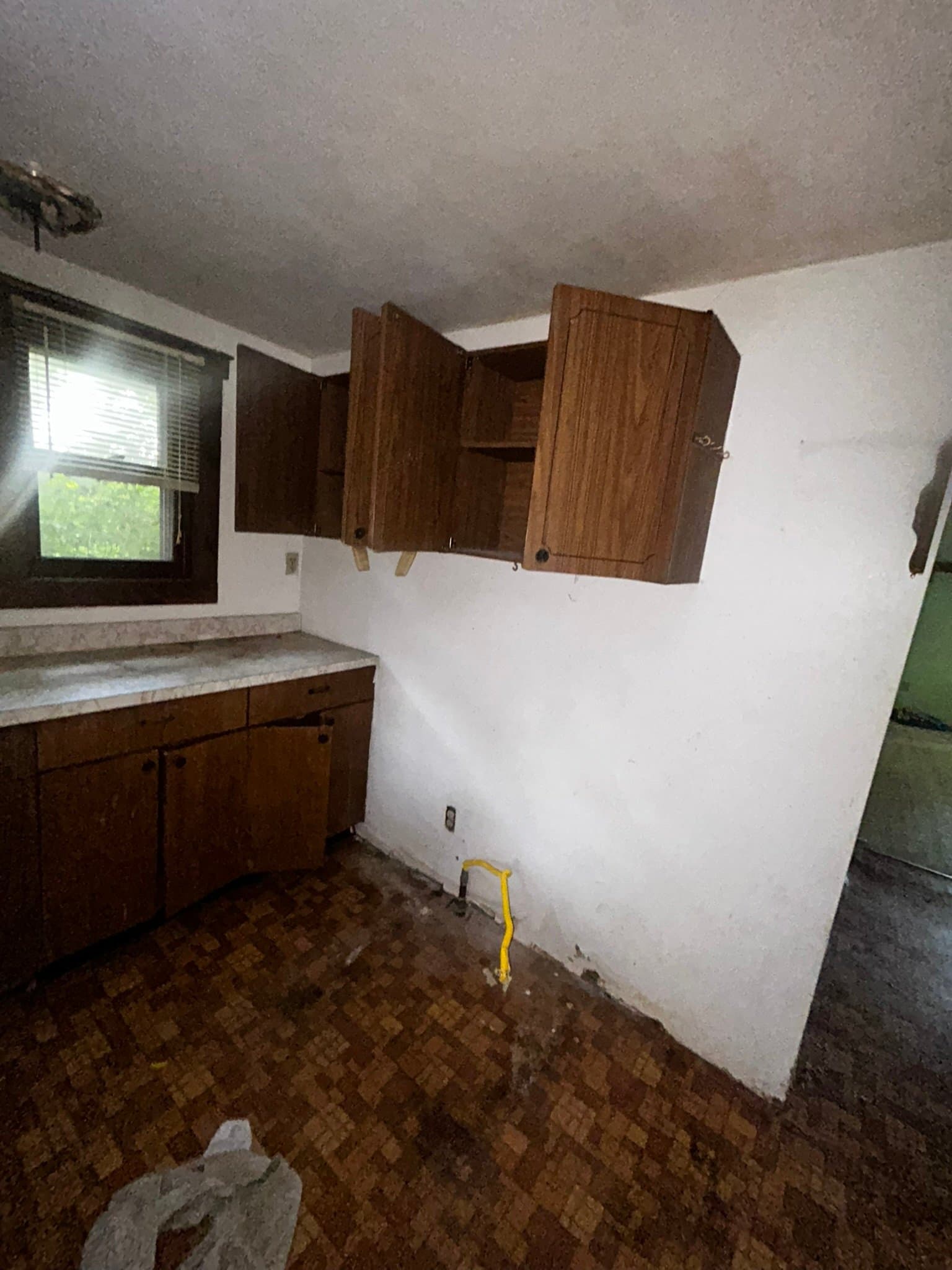 St. Louis House: 8521 Clifton Ave.