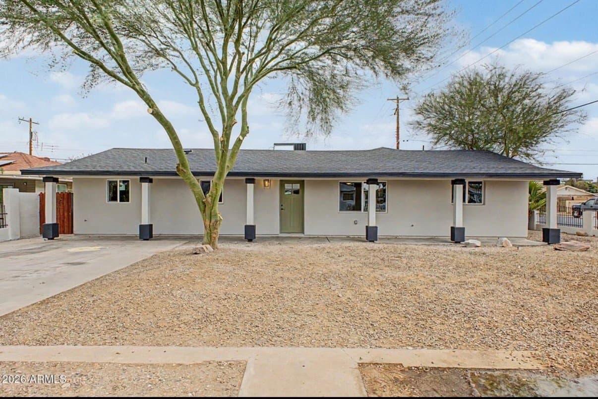 Phoenix Single Room: 3302 W Pierson