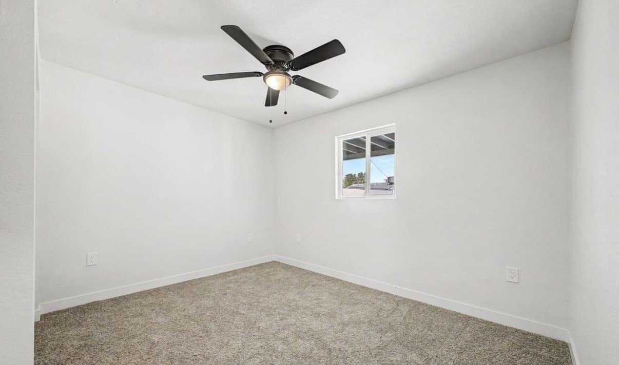 Phoenix Single Room: 3302 W Pierson