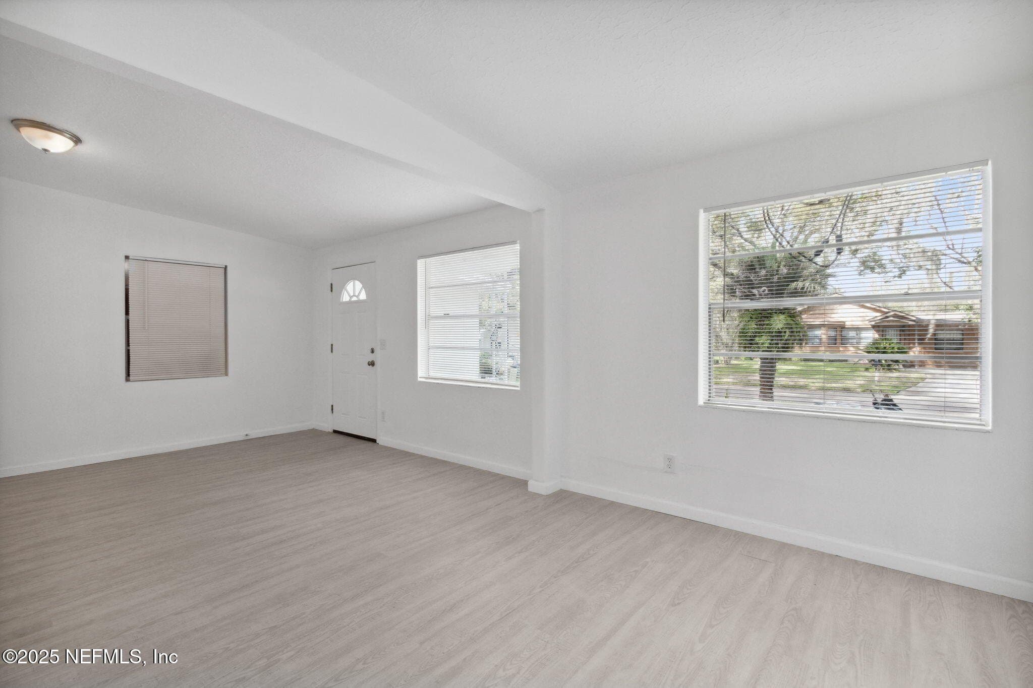 Jacksonville House: 4204 Santee Road