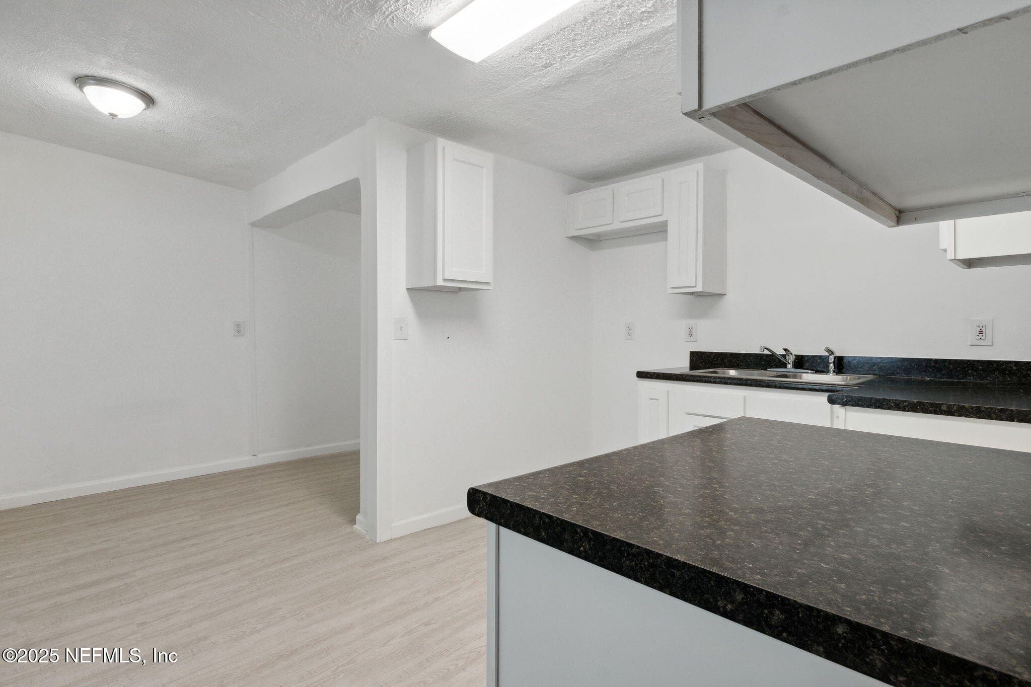 Jacksonville House: 4204 Santee Road
