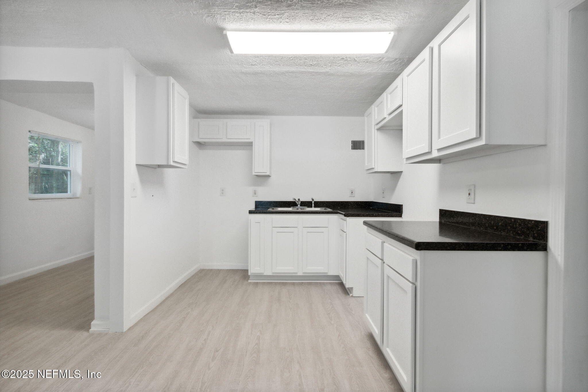 Jacksonville House: 4204 Santee Road