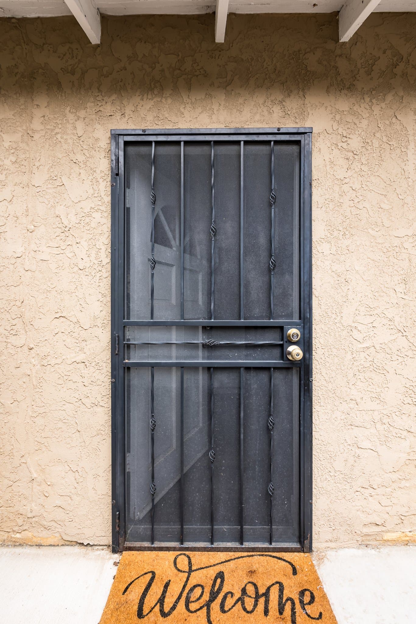 El Cajon House: 910 S Lincoln Avenue