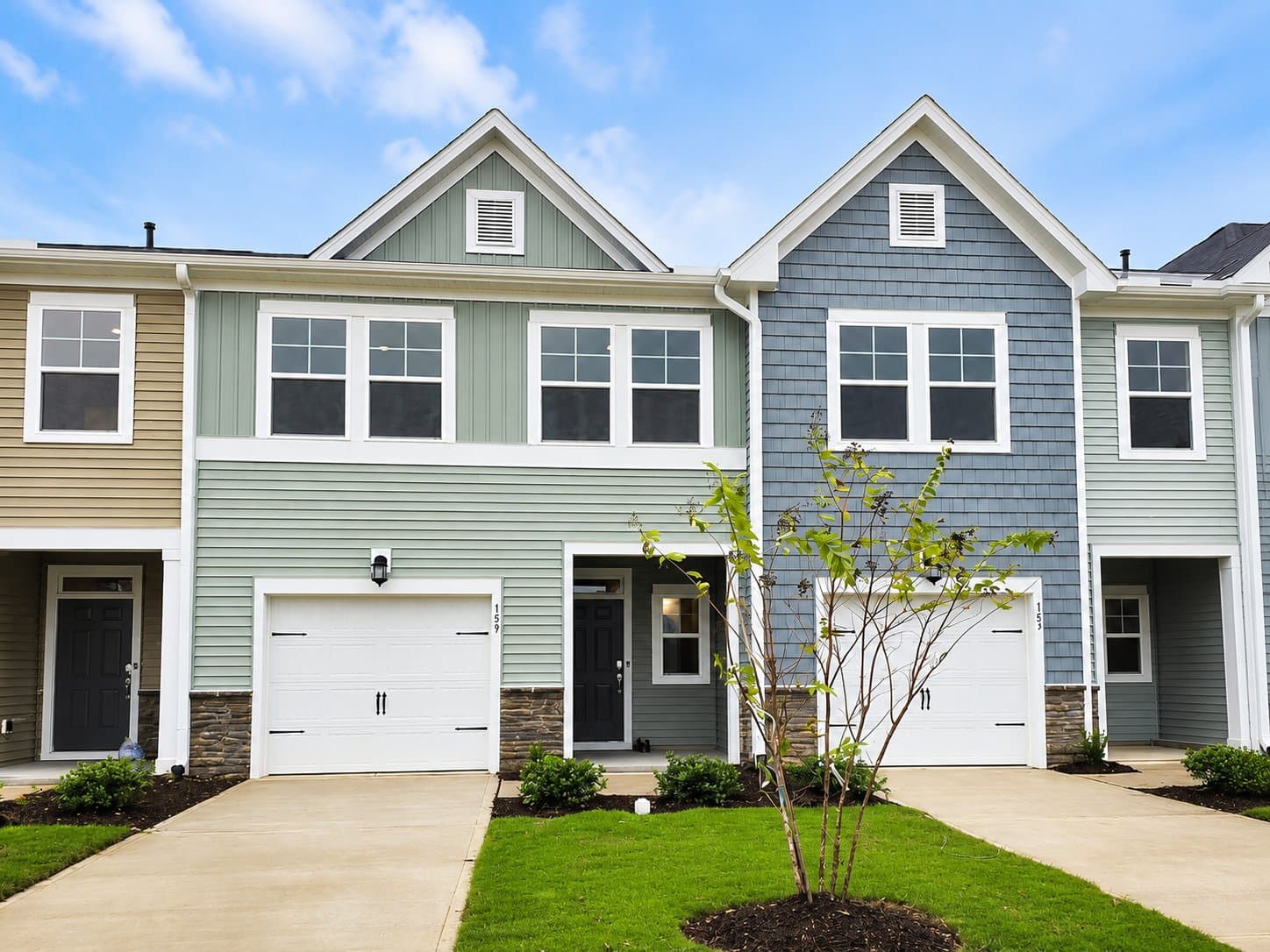 Smithfield Townhome: 159 S Copper Fox Ln