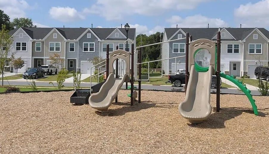 Smithfield Townhome: 159 S Copper Fox Ln