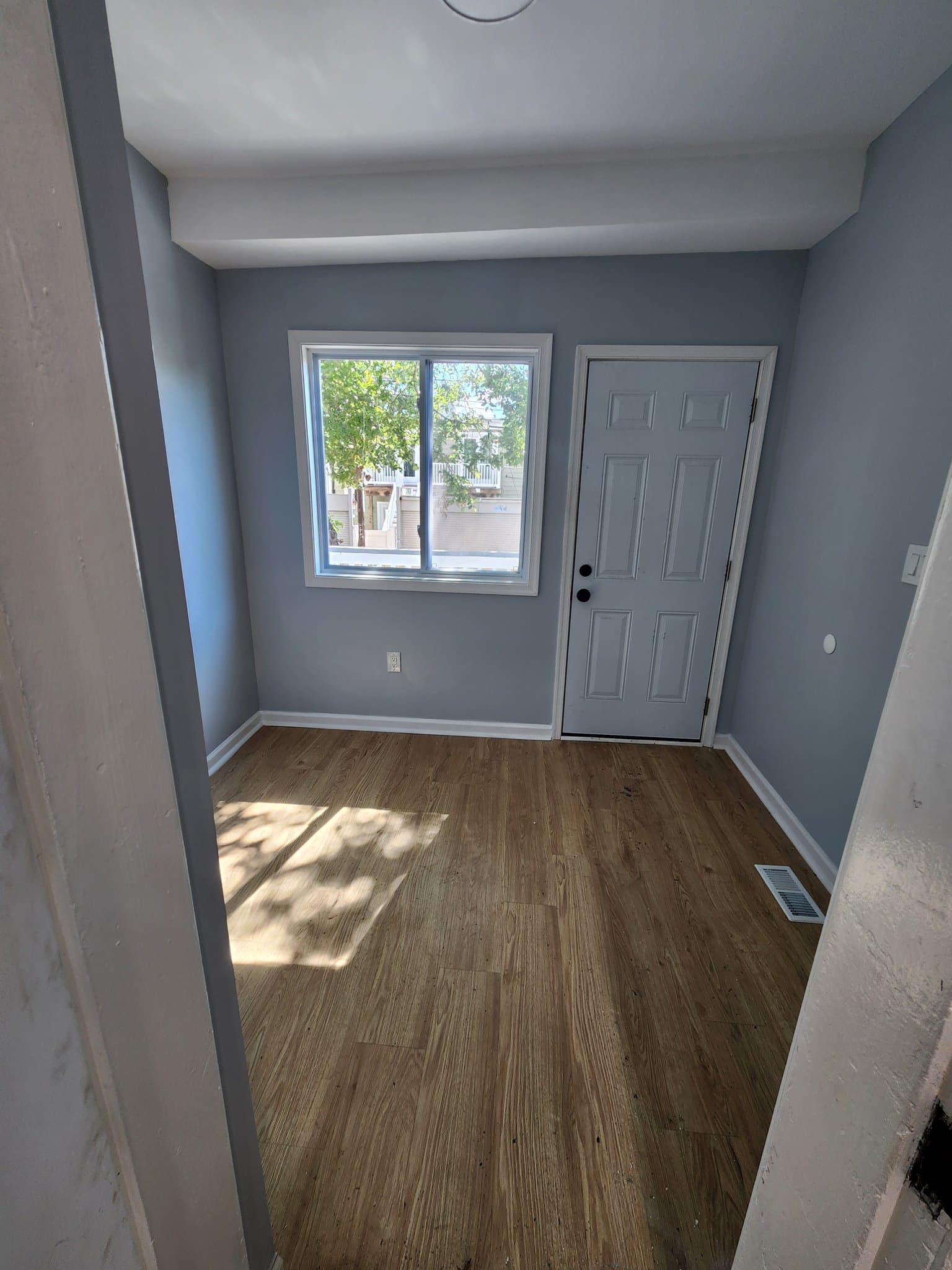 Washington House: 1223 Staples Street NE