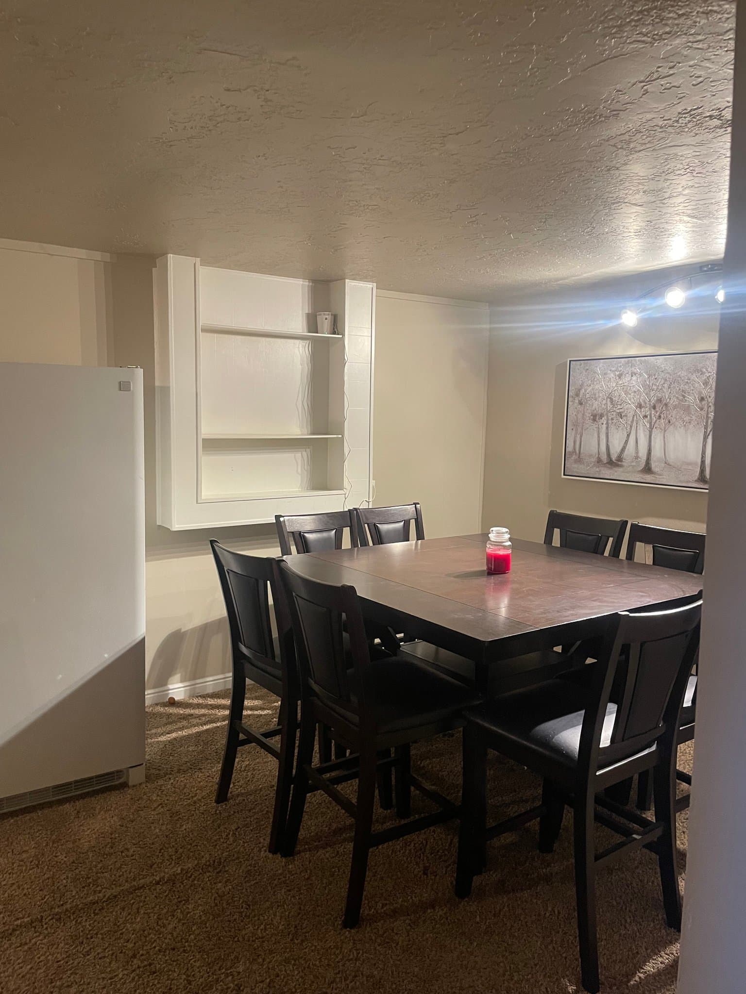 Sandy Single Room: 9323 S Jean Dr