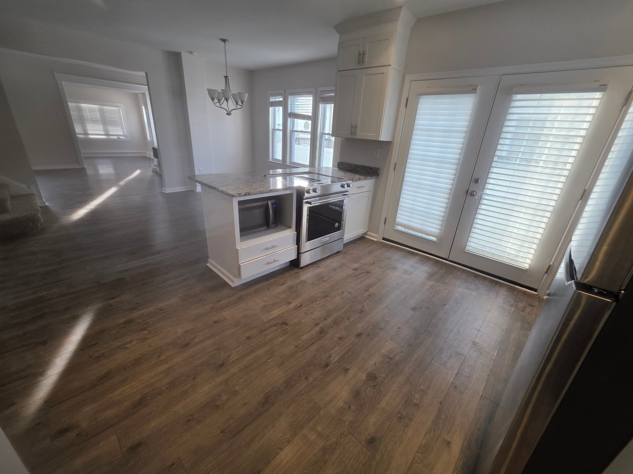 Norwood House: 233 Leon Ave