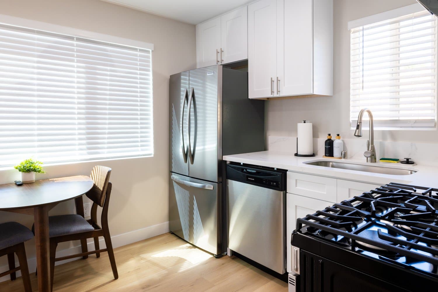 Santee House: 9312 Galston Dr