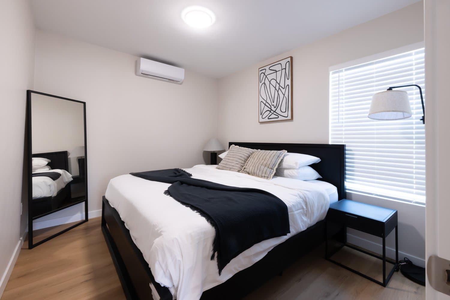 La Mesa House: 7865 Quince St